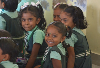 Schülerinnen in Indien